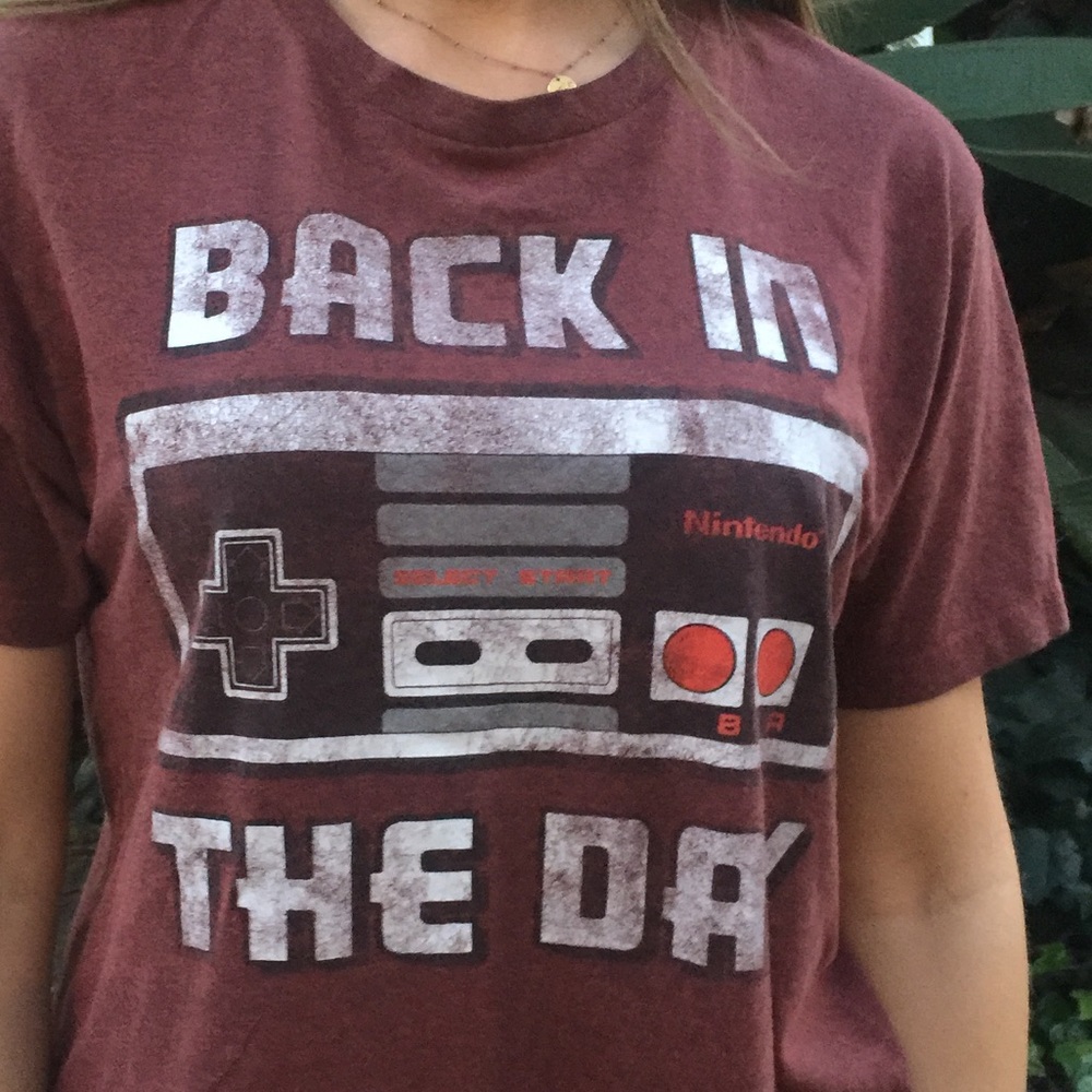 Nintendo Back in the day controller T-Shirt